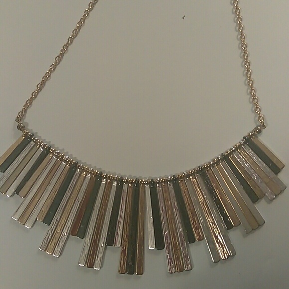 Liz Claiborne Jewelry - 🔥BOGO💥Liz Claiborne 2 for 1 statement necklaces